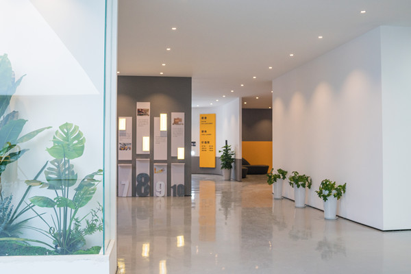 橙犀科技掃地機(jī)解決環(huán)衛(wèi)工人的壓力